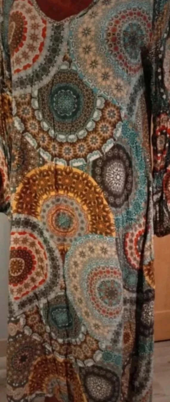 Longue robe à motifs ronds coloré Chantal B
, TU
